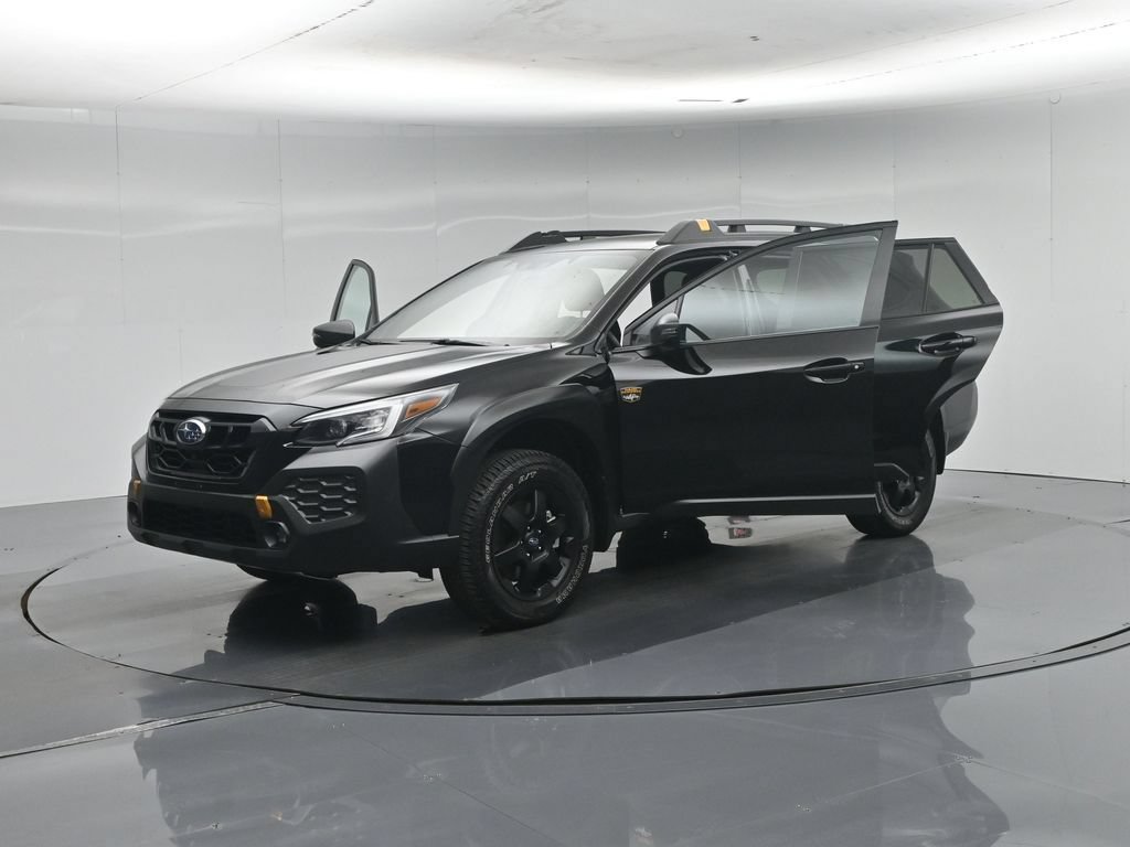Used 2025 Subaru Outback Wilderness AWD/4WD image 35
