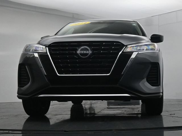 Used 2024 Nissan Kicks S FWD image 29
