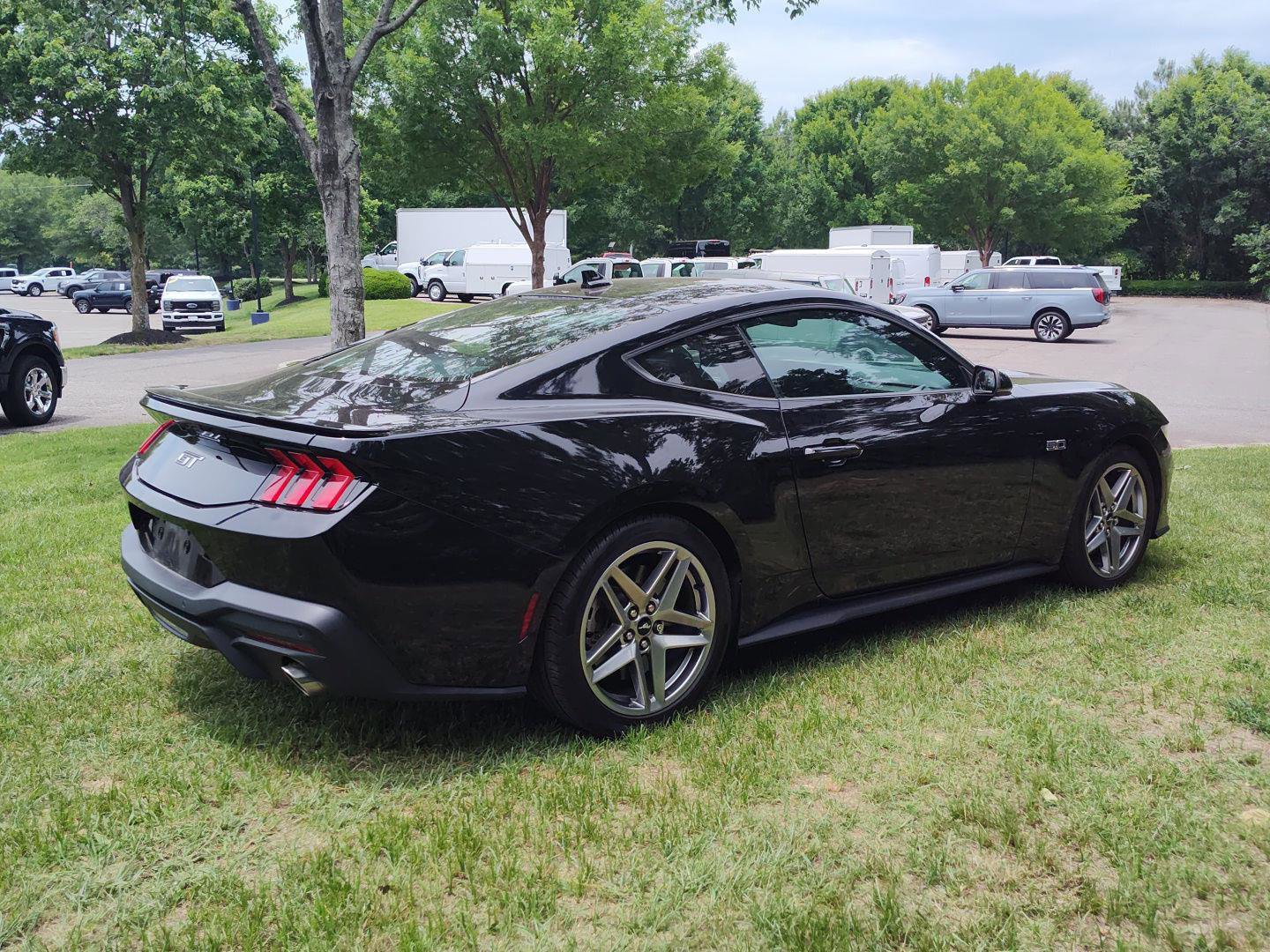 Certified 2024 Ford Mustang GT Premium RWD image 4