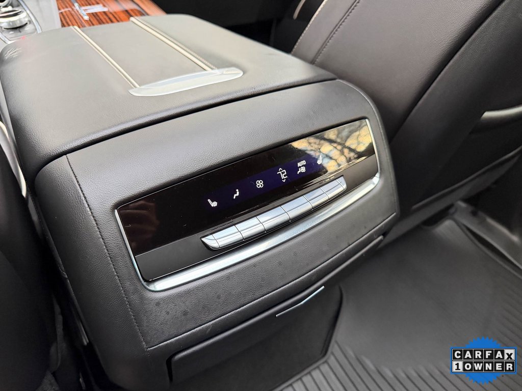 Used 2021 Cadillac Escalade Premium Luxury image 54