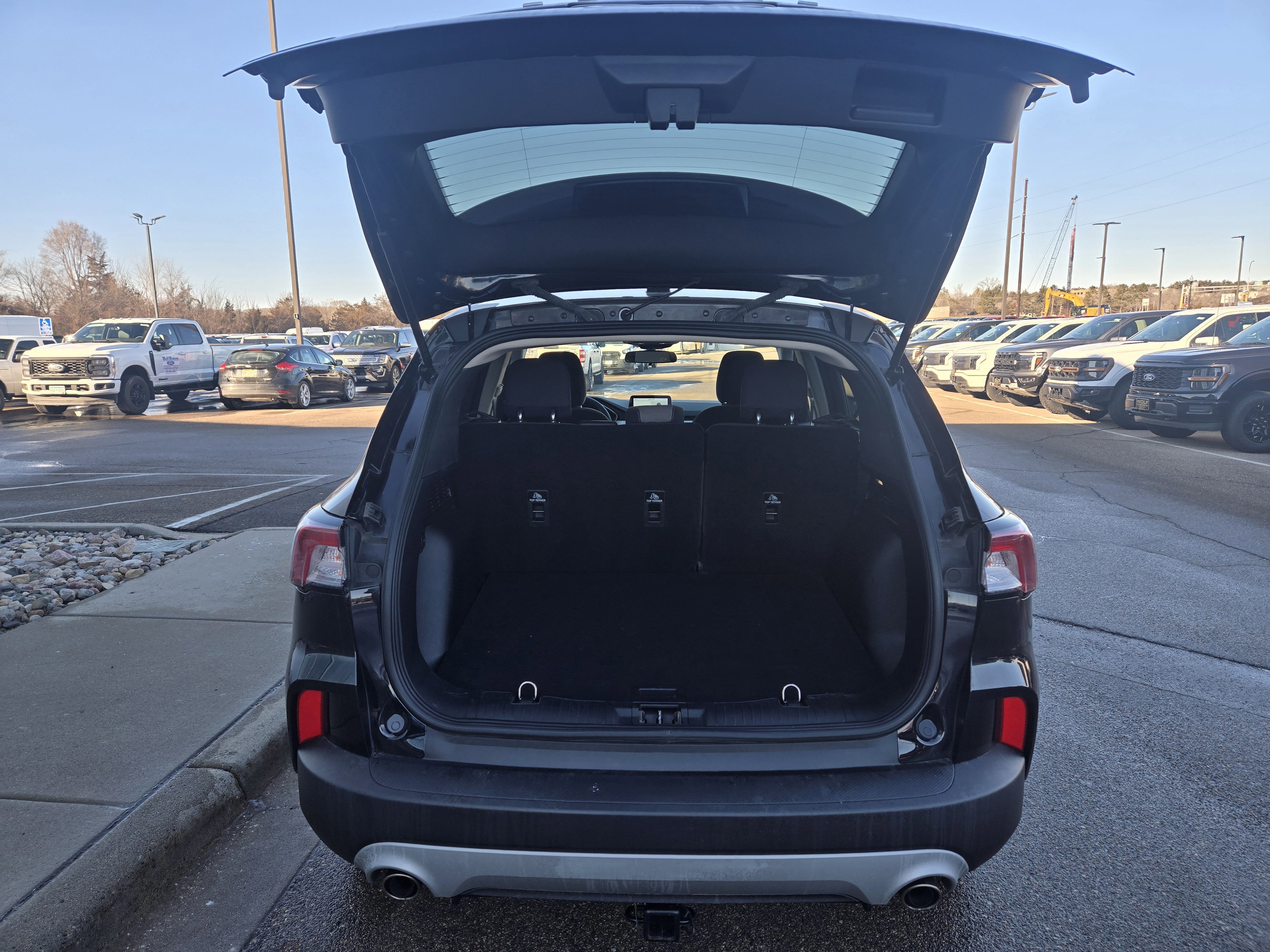 Certified 2020 Ford Escape SE image 16