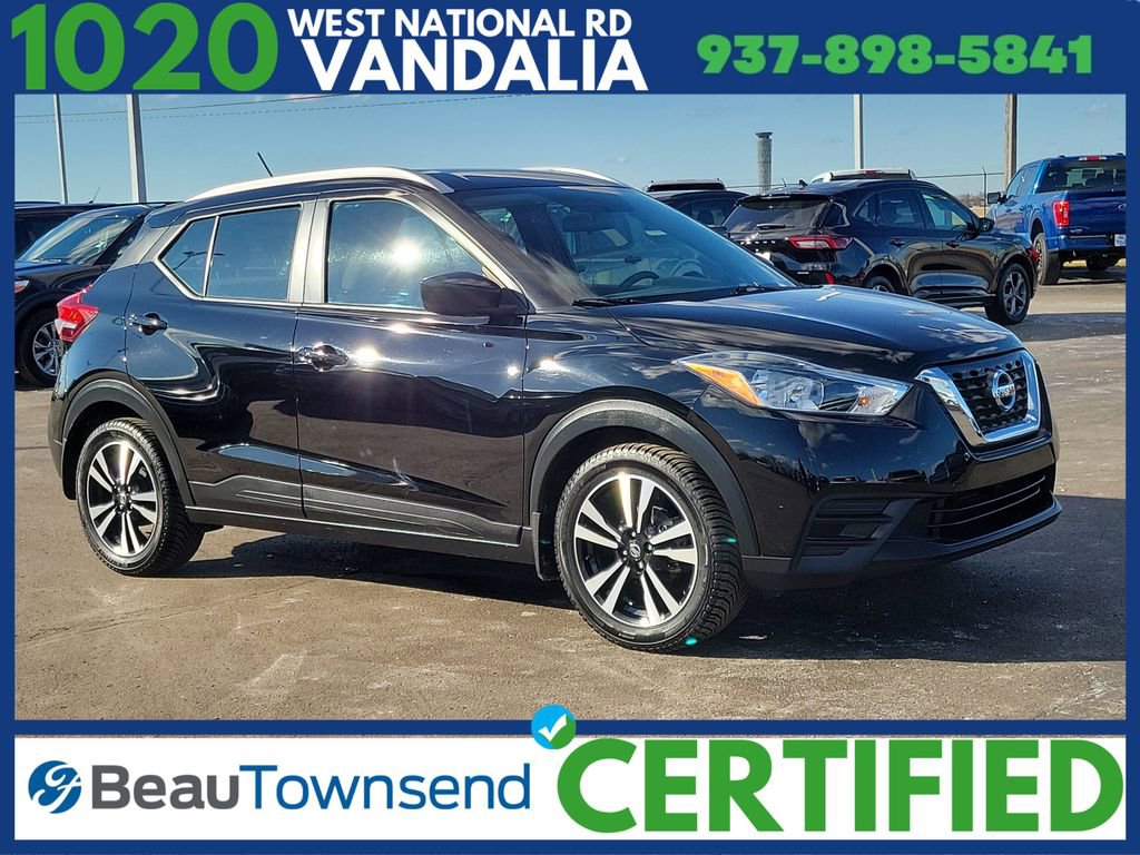 Used 2019 Nissan Kicks SV image 1