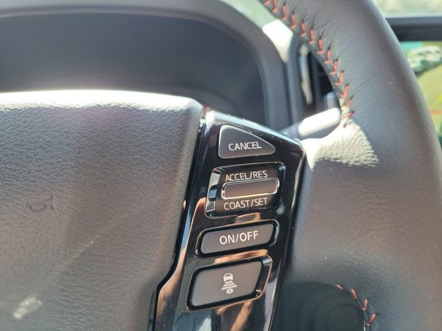 Used 2025 Nissan Frontier Pro-X RWD image 25