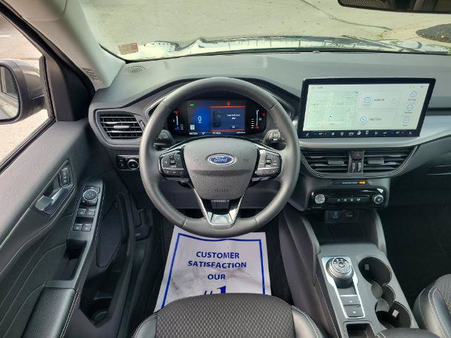 Certified 2023 Ford Escape SE FWD image 12