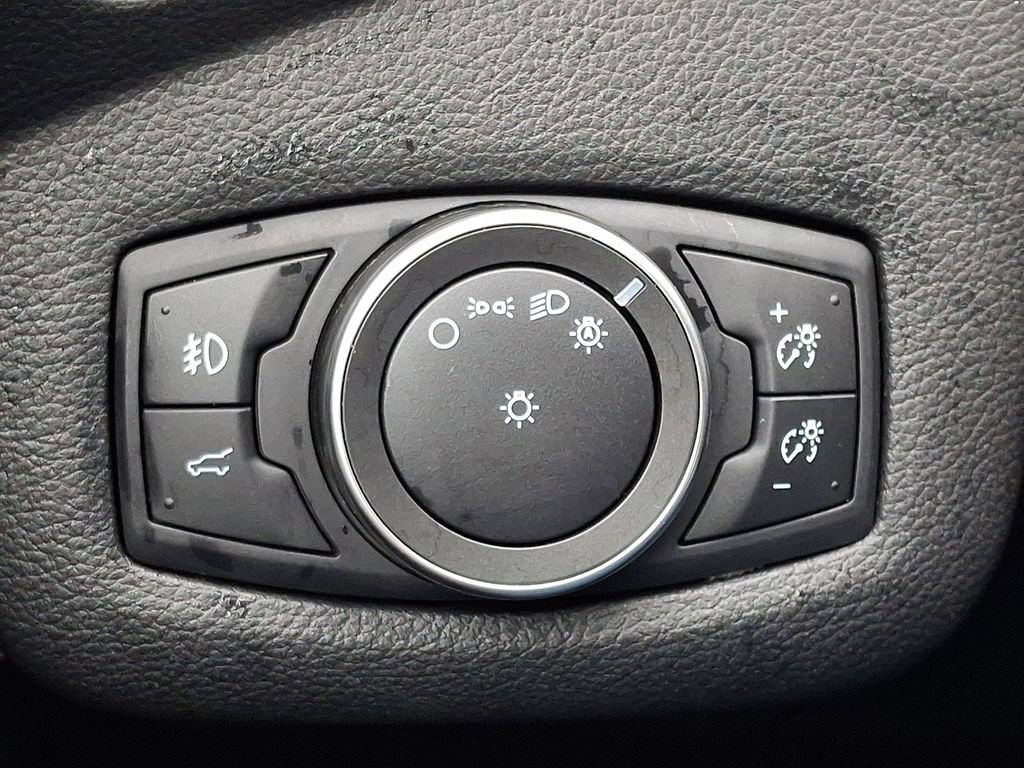 Certified 2018 Ford Escape SE w/ SE Sync 3 Package image 25