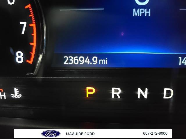 Certified 2022 Ford Explorer XLT w/ Equipment Group 202A image 23