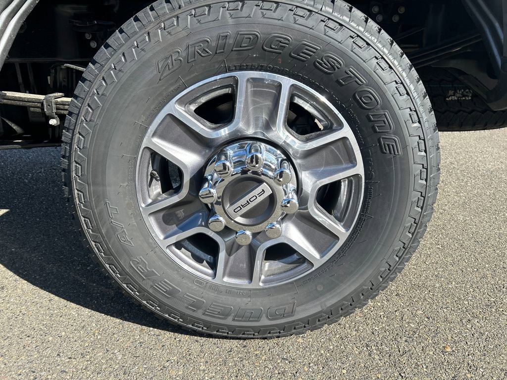 Certified 2026 Ford F350 Lariat w/ FX4 Off-Road Package image 13