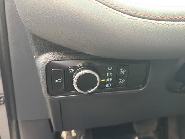 Certified 2025 Ford Explorer Active AWD/4WD image 21