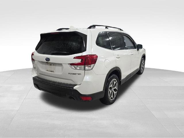 Used 2019 Subaru Forester Premium w/ All-Weather Package AWD/4WD image 8