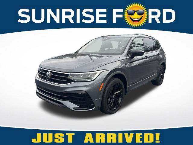 Used 2023 Volkswagen Tiguan SE R-Line