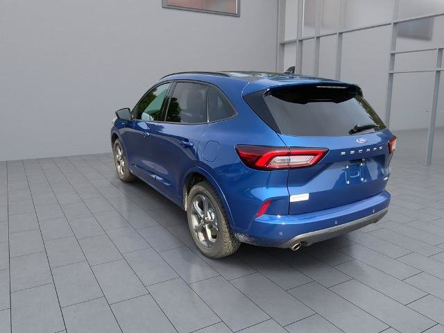 Certified 2023 Ford Escape ST-Line w/ Tech Pack #1 AWD/4WD image 7