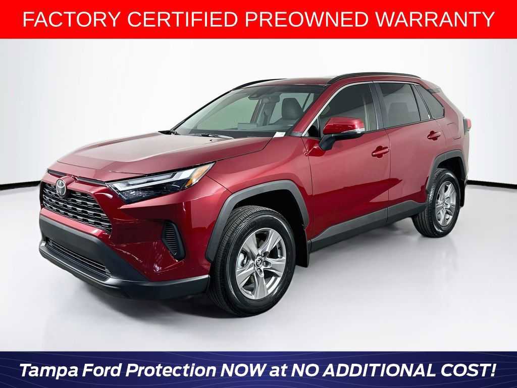 Used 2025 Toyota RAV4 XLE w/ Convenience Package image 1