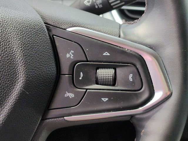 Used 2025 Chevrolet Trax LT w/ LT Convenience Package image 31