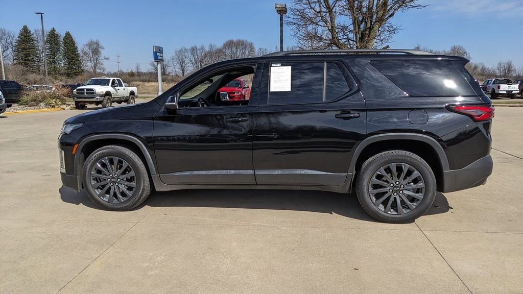 Used 2023 Chevrolet Traverse RS image 6