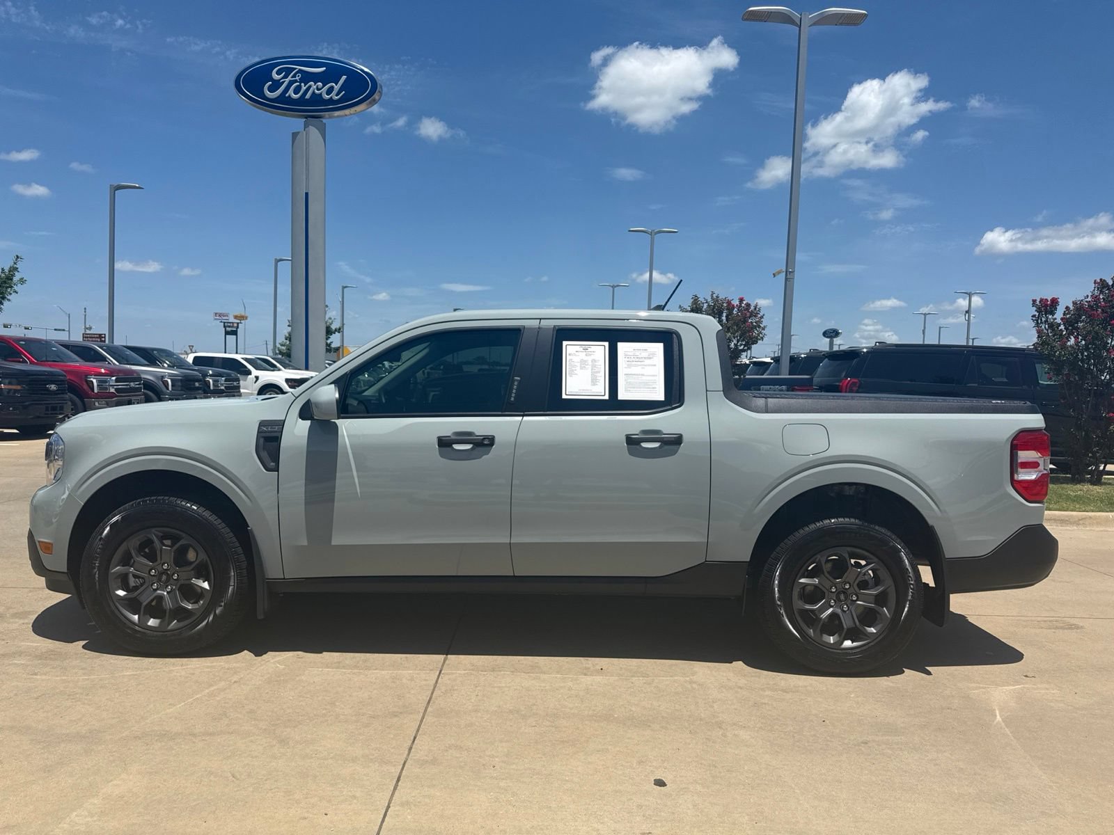 Certified 2023 Ford Maverick XLT w/ XLT Luxury Package FWD image 2