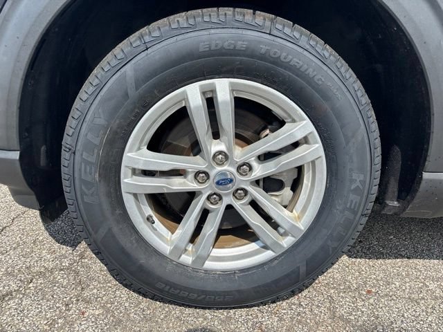 Certified 2021 Ford Explorer XLT w/ Equipment Group 202A AWD/4WD image 31