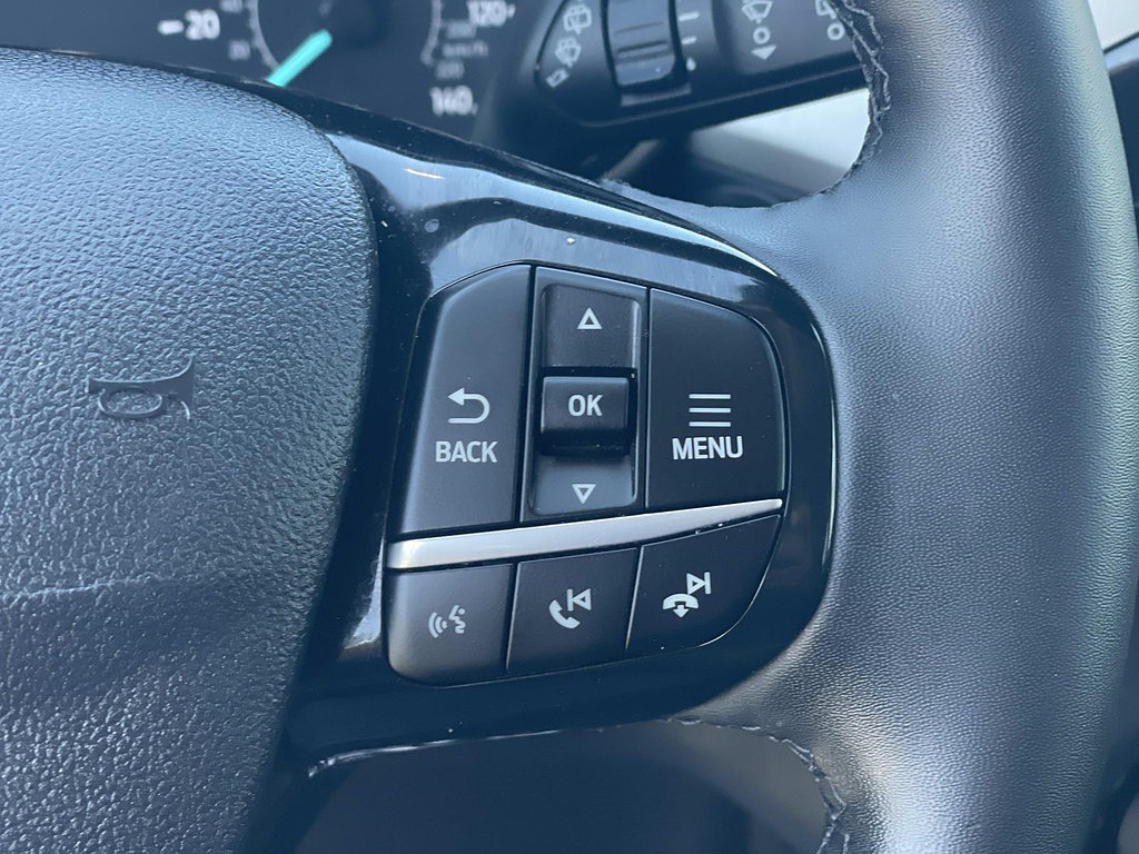 Certified 2022 Ford Escape SEL AWD/4WD image 10