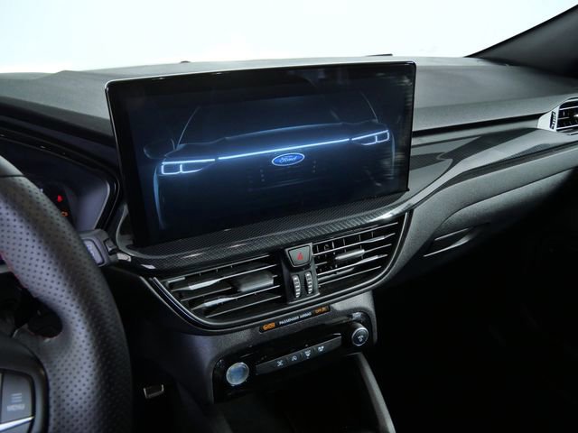 Certified 2024 Ford Escape ST-Line w/ Tech Pack #1 image 17