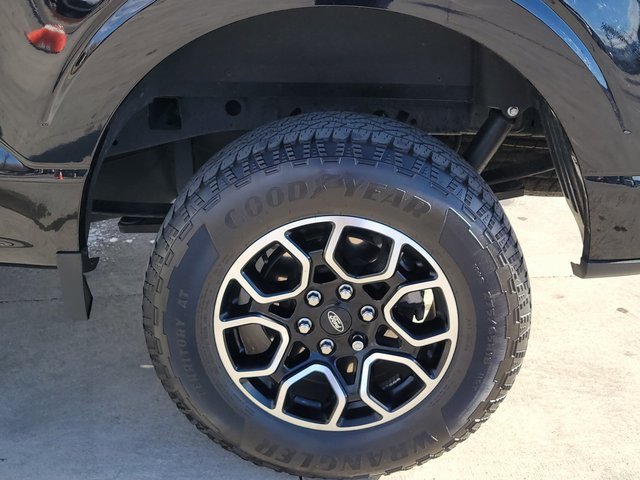 Certified 2022 Ford F150 XLT w/ Equipment Group 302A High image 16