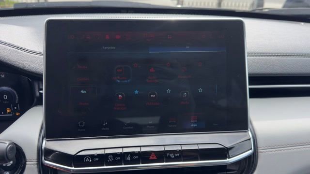 Used 2022 Jeep Compass Limited w/ Elite Group image 13