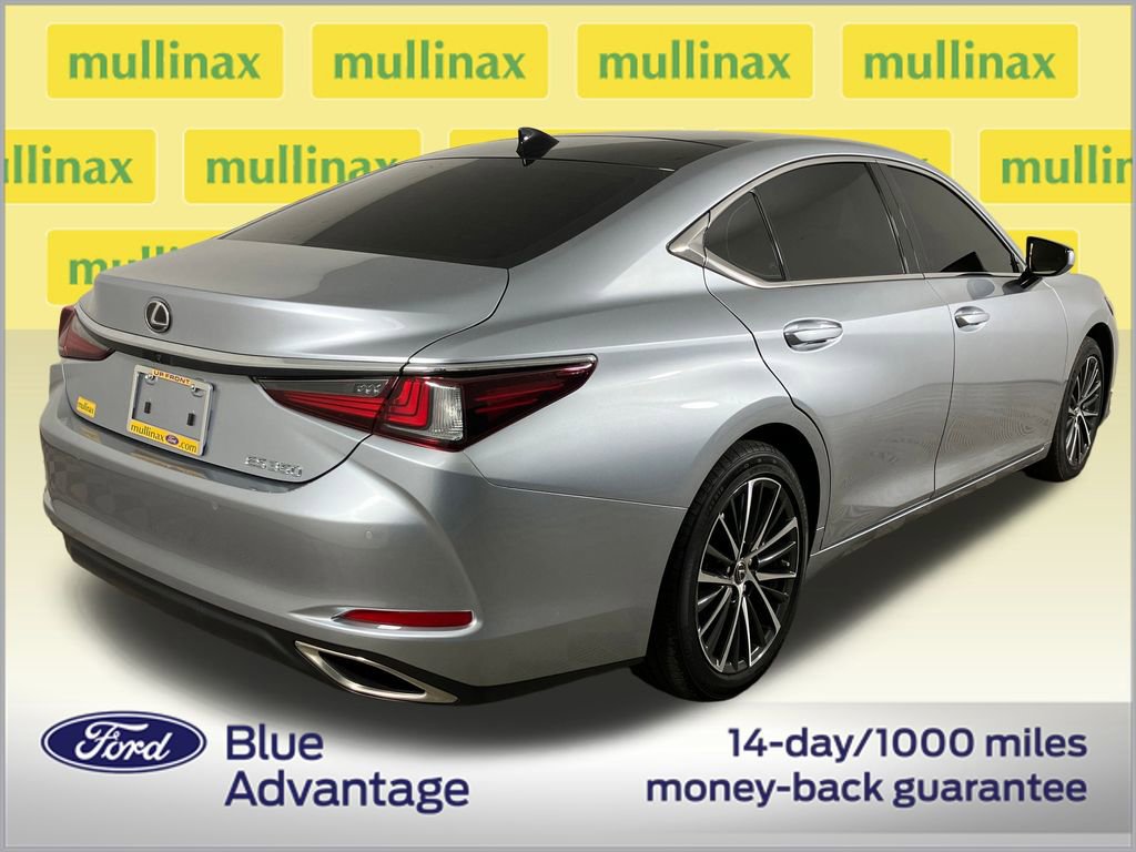 Used 2024 Lexus ES 350 w/ Premium Package image 4