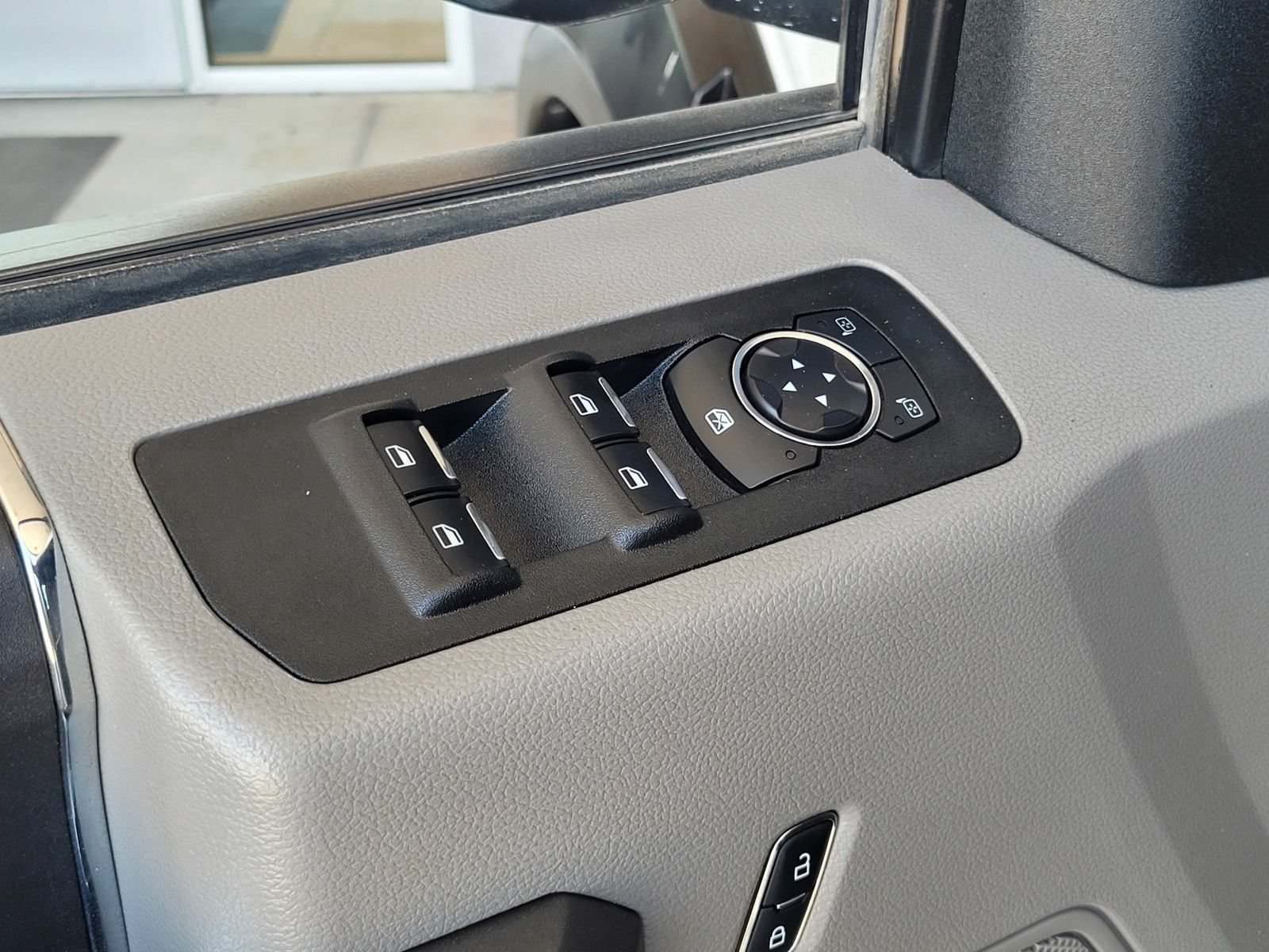 Certified 2019 Ford F150 XLT w/ Trailer Tow Package AWD/4WD image 17