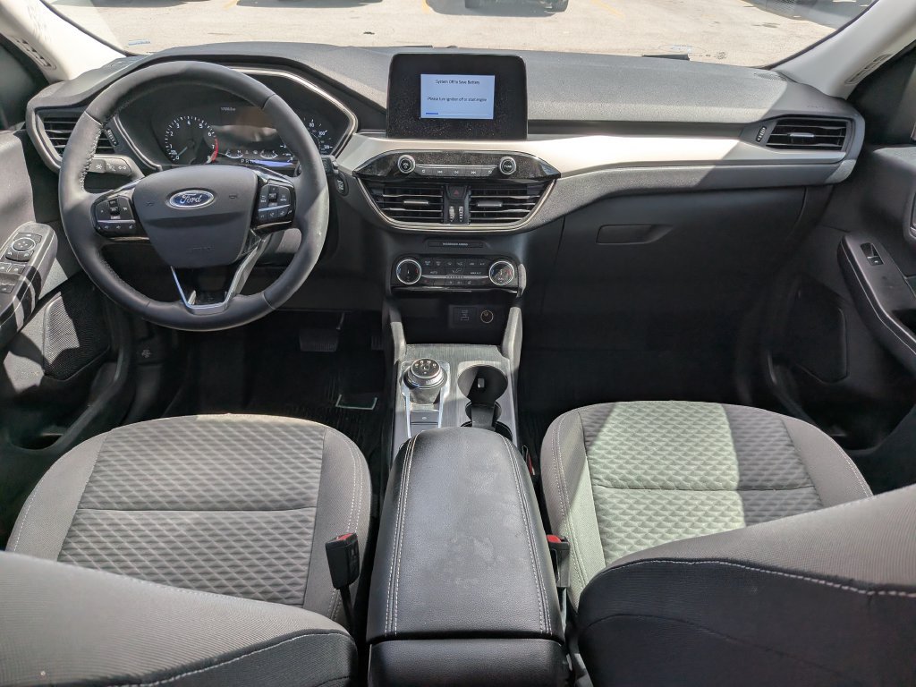 Certified 2022 Ford Escape SE w/ SE Sport Appearance Package FWD image 17