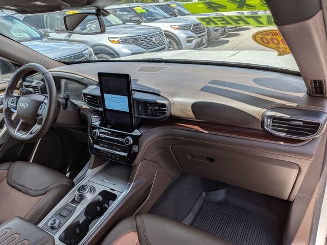 Certified 2023 Ford Explorer King Ranch w/ Technology Package AWD/4WD image 22