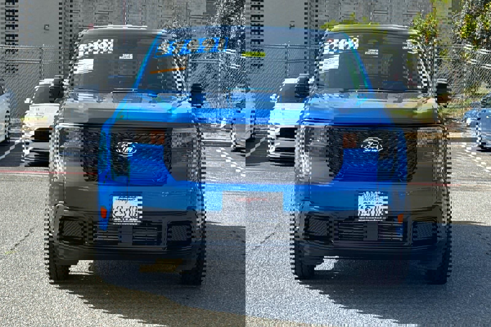 Certified 2025 Ford Maverick Lariat w/ Black Appearance Package image 10