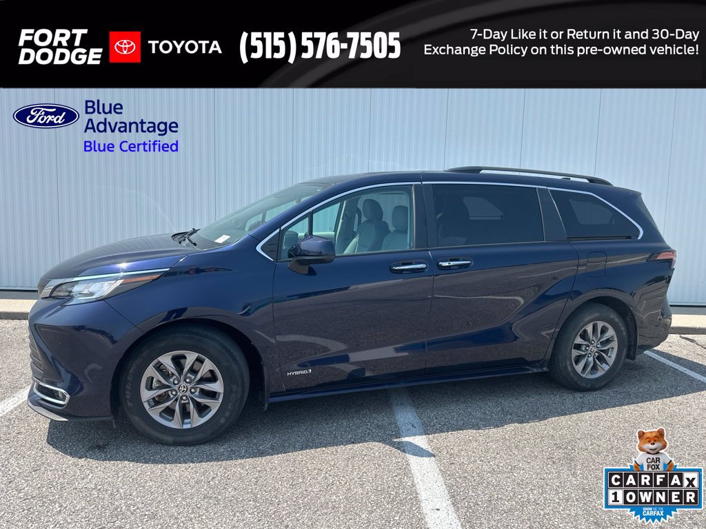 Used 2021 Toyota Sienna XLE w/ XLE Plus Package FWD image 1