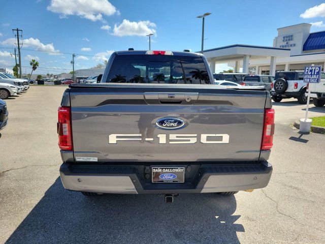 Certified 2021 Ford F150 XLT w/ Equipment Group 302A High image 3