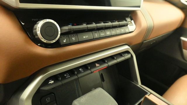 Used 2025 Toyota Tundra 1794 Edition AWD/4WD image 17