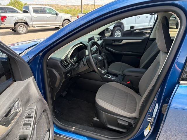 Certified 2022 Ford Escape SE w/ SE Sport Appearance Package AWD/4WD image 17