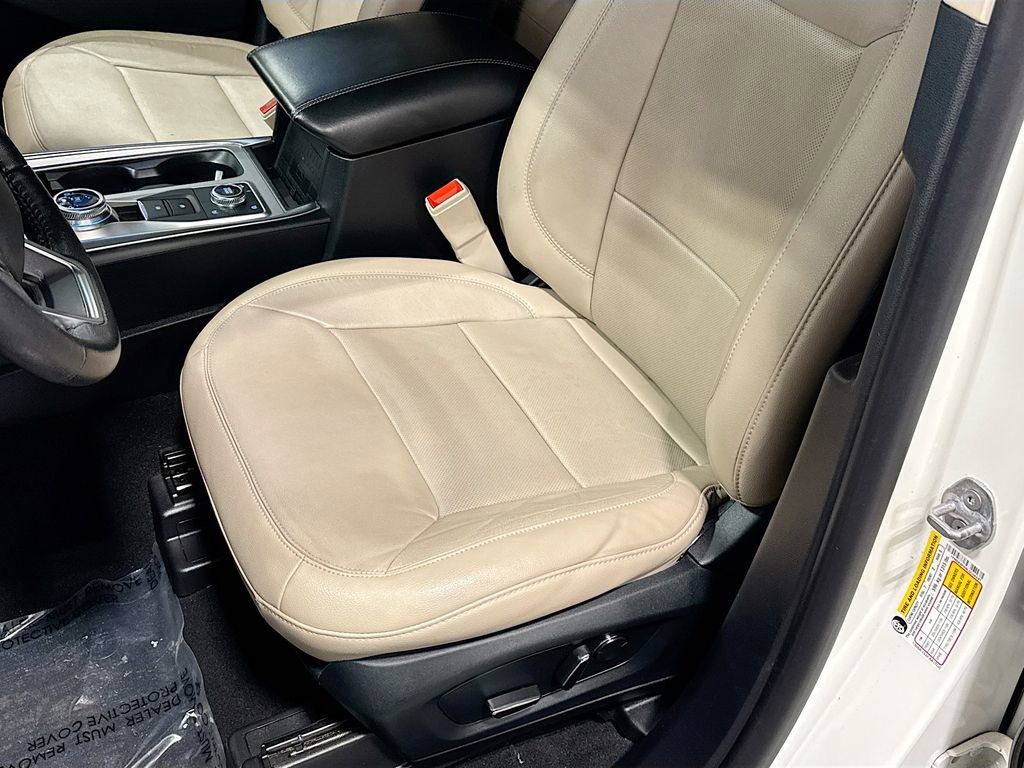 Certified 2020 Ford Explorer Limited AWD/4WD image 17