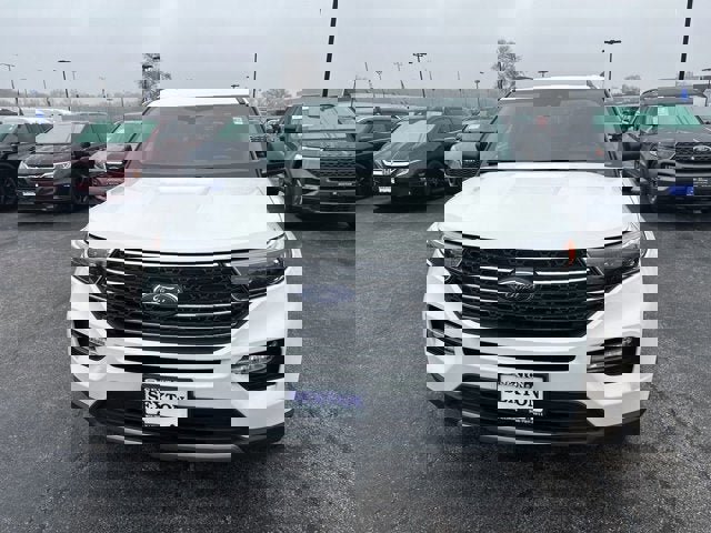 Certified 2023 Ford Explorer XLT w/ Equipment Group 202A image 7