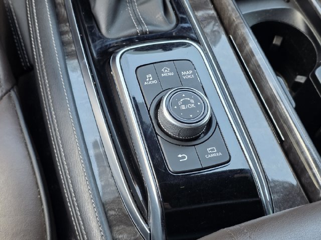 Used 2023 Nissan Armada Platinum w/ Captain's Chairs Package RWD image 31