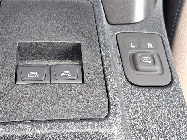 Certified 2022 Ford Bronco Wildtrak image 23