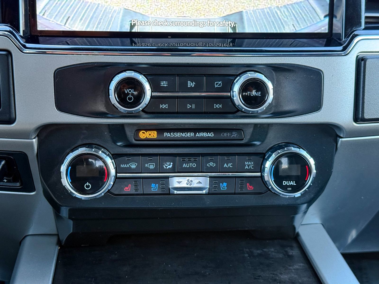 Certified 2022 Ford F350 Lariat w/ Lariat Ultimate Package image 29