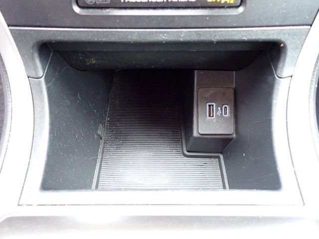 Certified 2024 Ford Edge SEL image 25