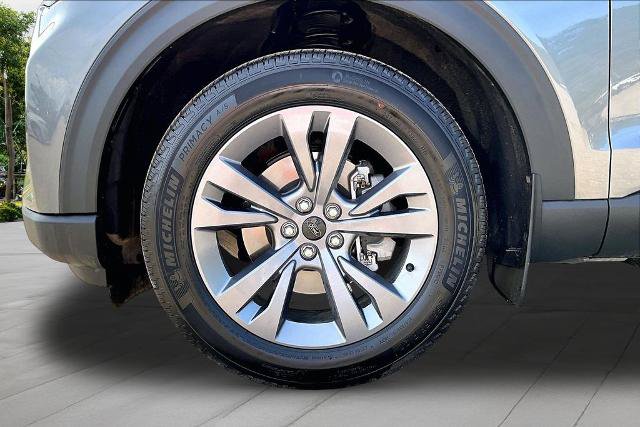Certified 2025 Ford Explorer Active w/ Active Comfort Package AWD/4WD image 9