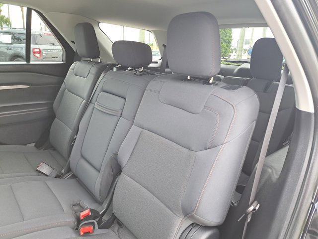 Certified 2025 Ford Explorer Active image 14