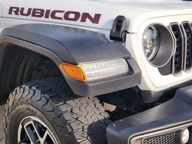Used 2025 Jeep Wrangler Unlimited Rubicon image 9