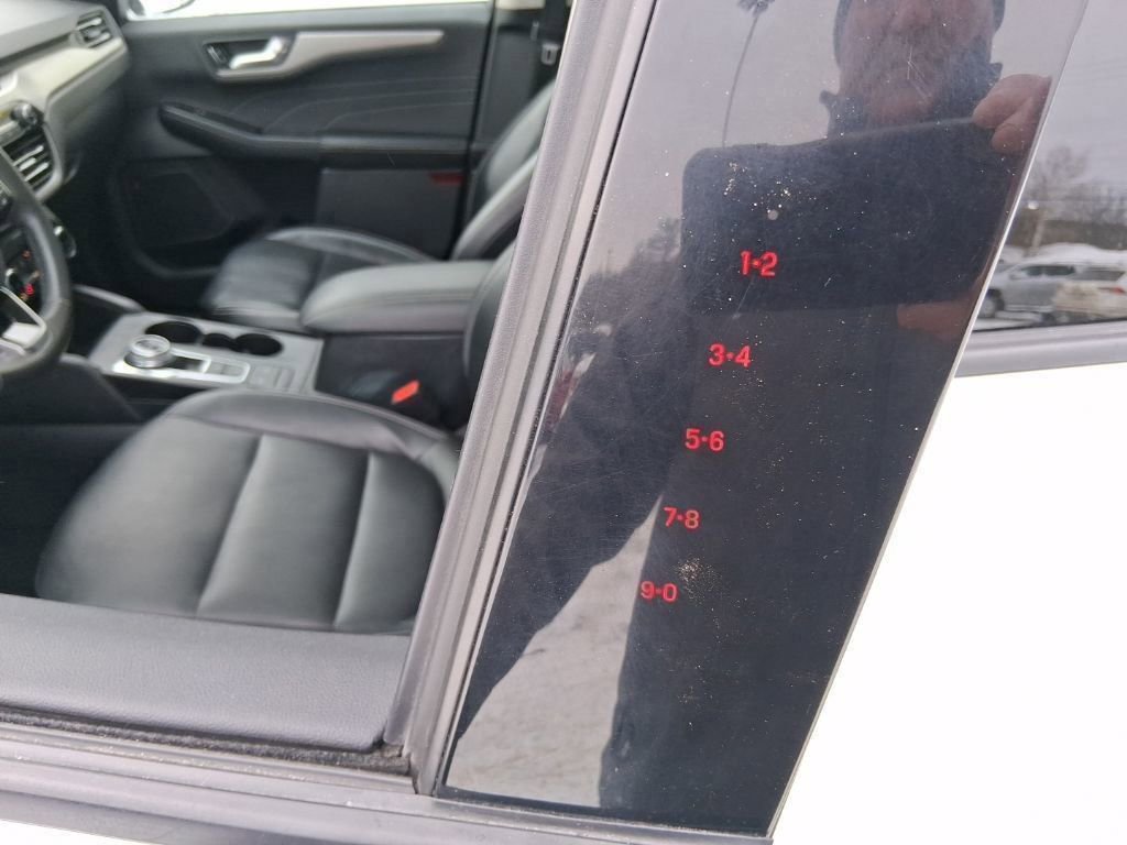 Certified 2022 Ford Escape SEL image 27