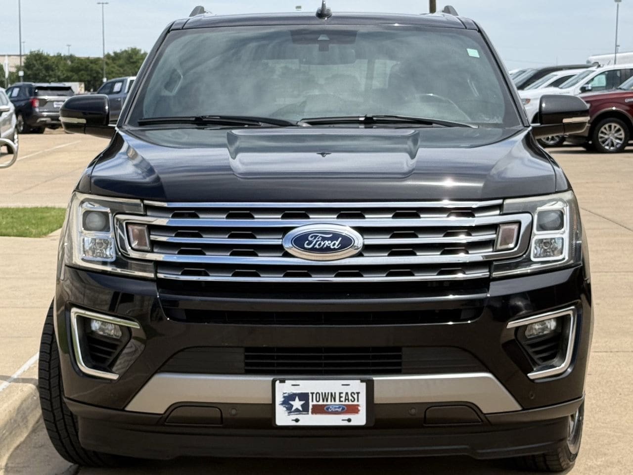 Certified 2020 Ford Expedition Max Limited w/ Equipment Group 301A RWD image 8