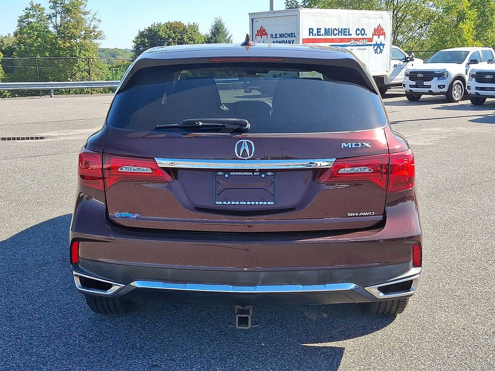 Used 2017 Acura MDX SH-AWD image 3