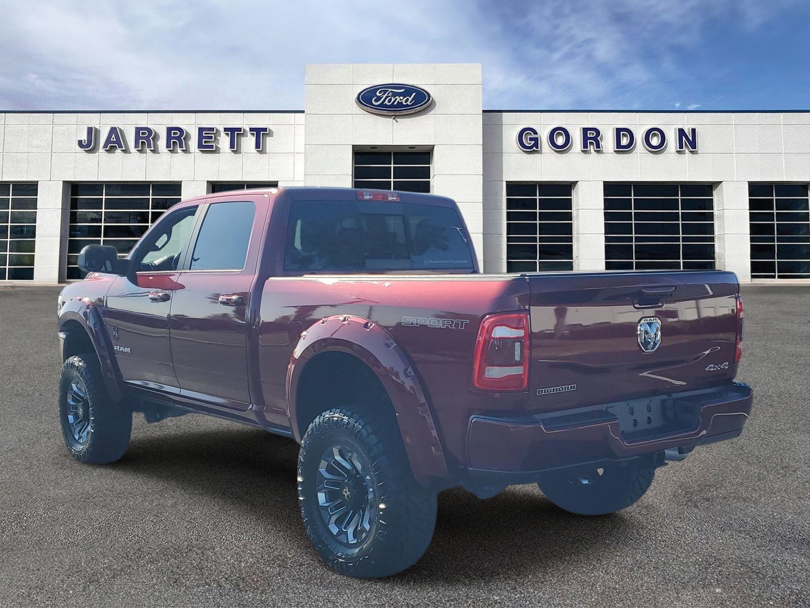Used 2022 RAM 2500 Big Horn w/ Level C Equiment Group AWD/4WD image 3