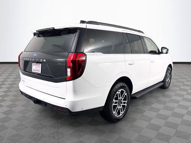Certified 2025 Ford Expedition Active AWD/4WD image 7