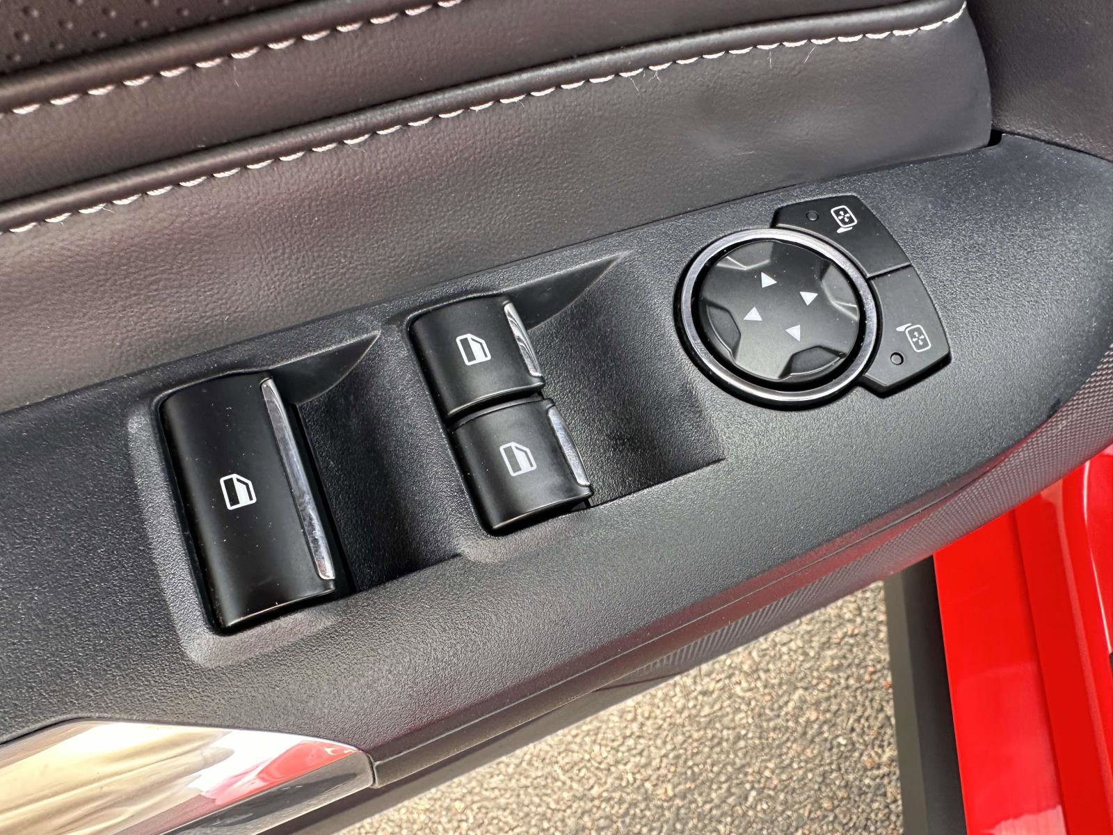 Certified 2025 Ford Mustang Premium image 10