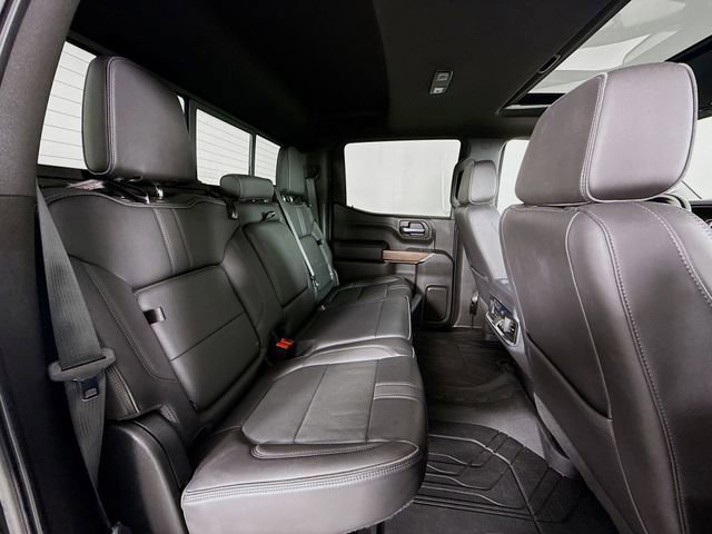 Used 2021 Chevrolet Silverado 1500 High Country w/ Technology Package image 28