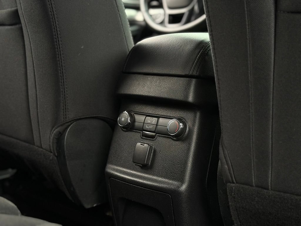 Certified 2019 Ford Explorer XLT AWD/4WD image 17